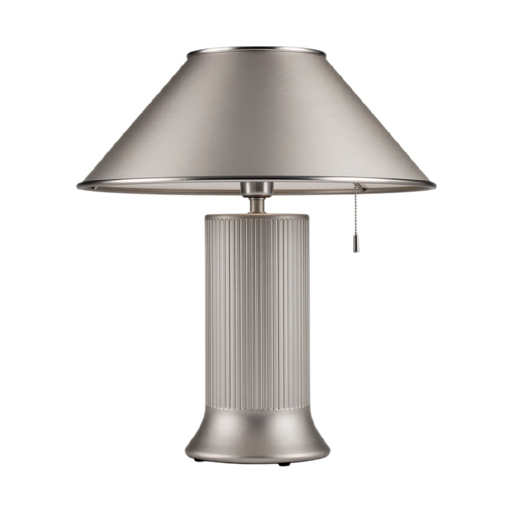 **Lampe de table moderne avec abat-jour en métal argenté et base striée**